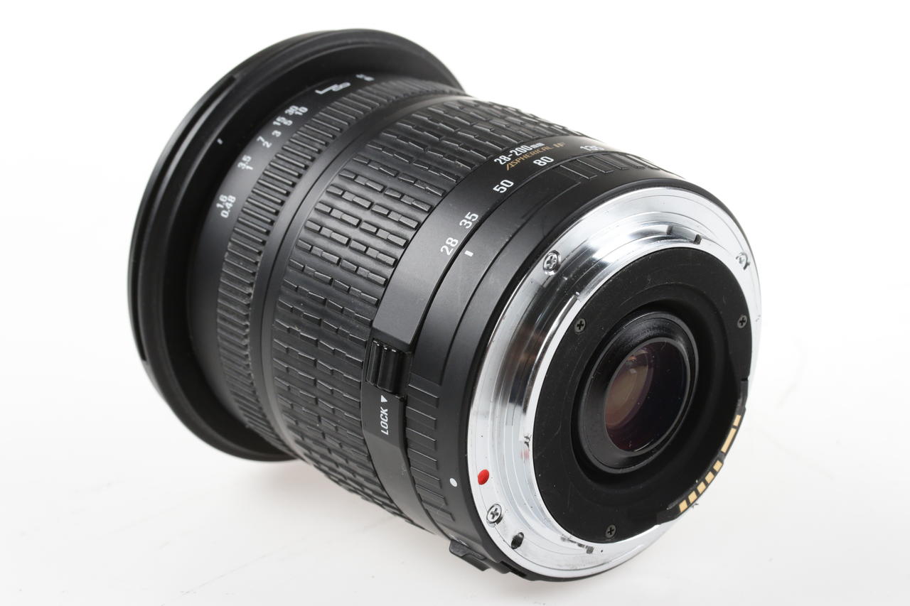 SIGMA 28-200mm f/3,5-5,6 ASPH DL Hyperzoom Macro für Canon EF