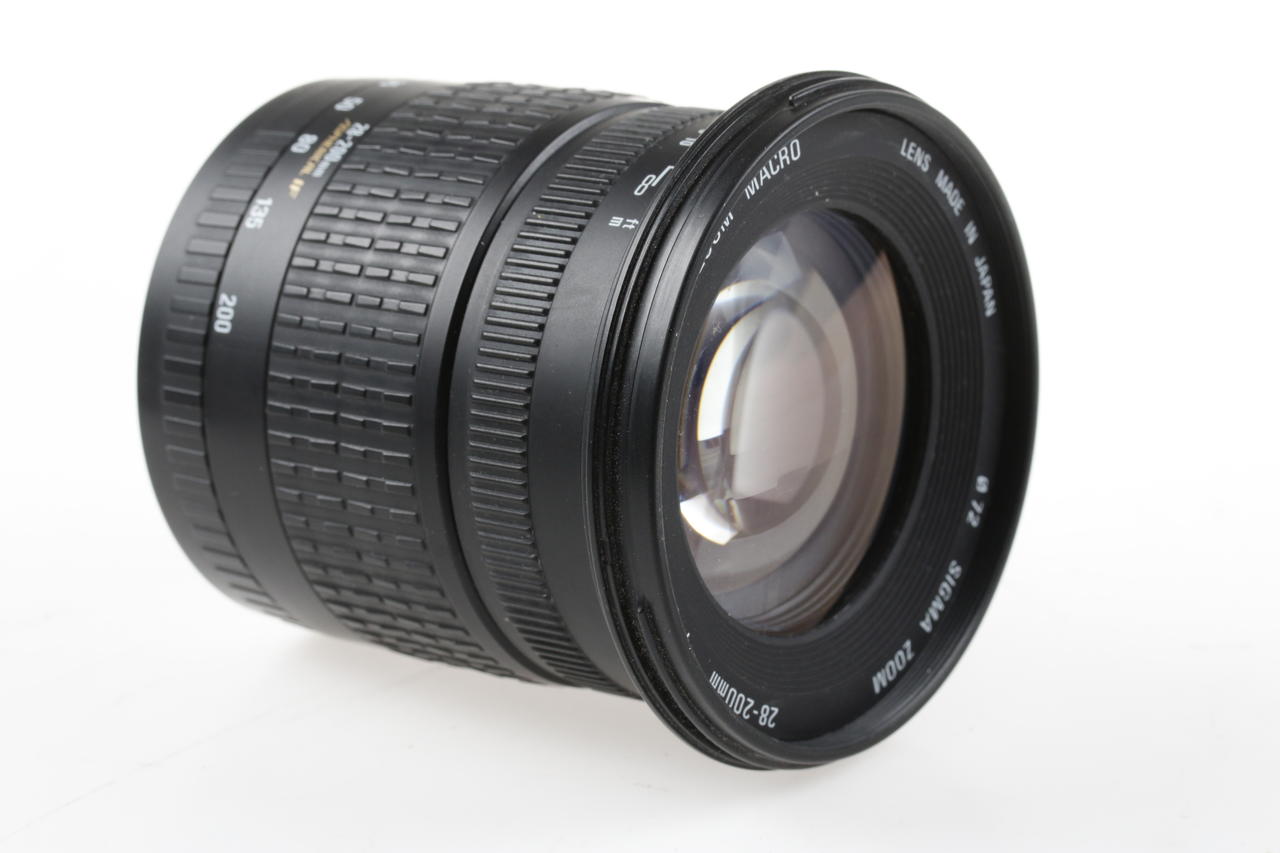 SIGMA 28-200mm f/3,5-5,6 ASPH DL Hyperzoom Macro für Canon EF