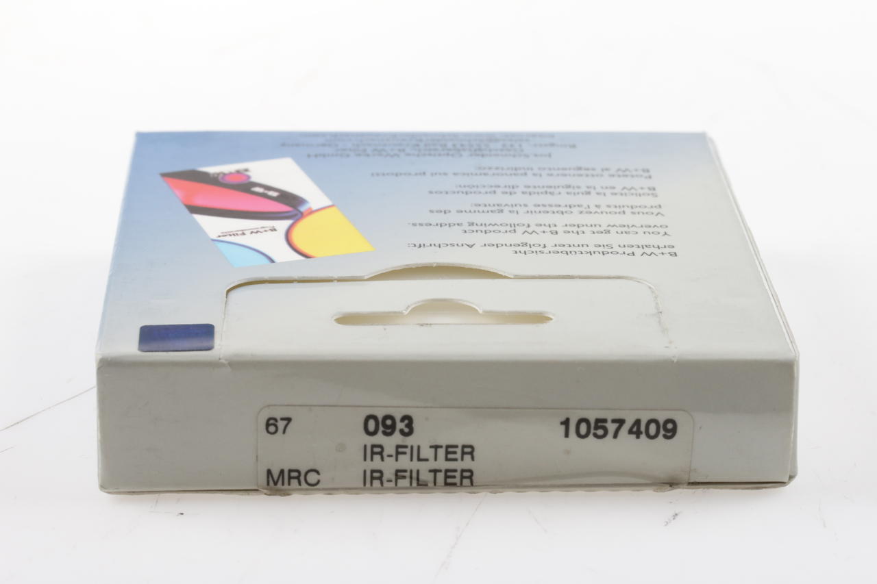 B+W 093 IR-830 Filter 67mm