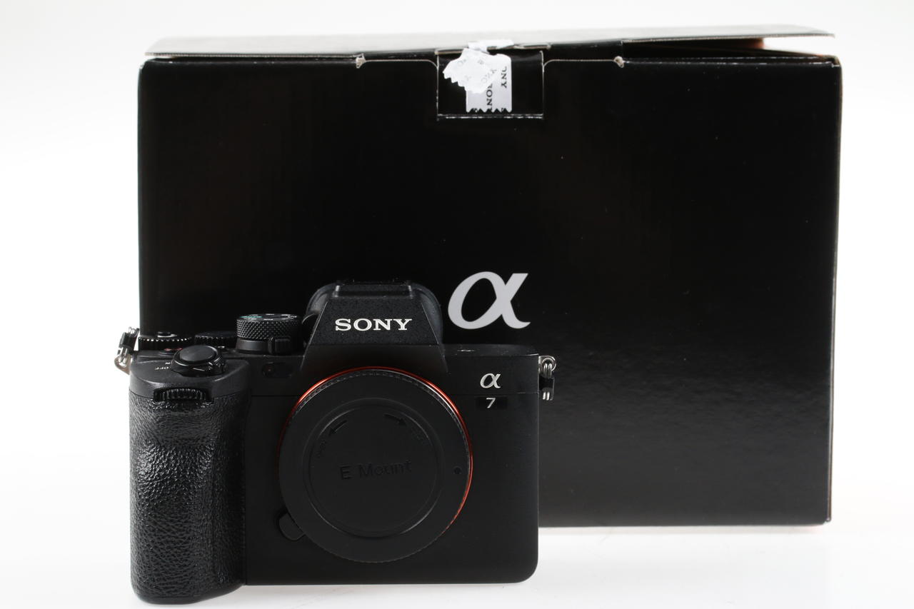 Sony Alpha 7 IV Gehäuse - spiegellose Vollformat-Systemkamera - #3774771