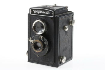 Voigtländer Brillant mit Anastigmat Voigtar 7,5cm f/6,3