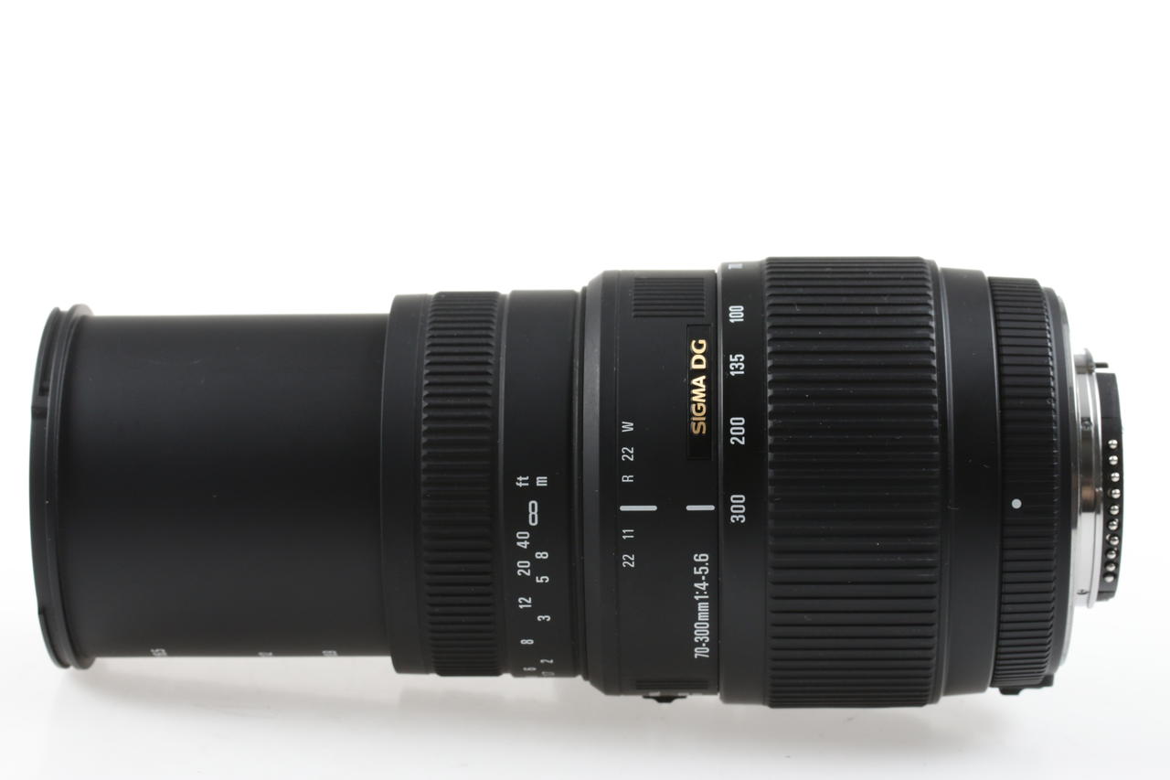 SIGMA 70-300mm f/4,0-5,6 DG Macro für Nikon F (AF FX) - #14672717