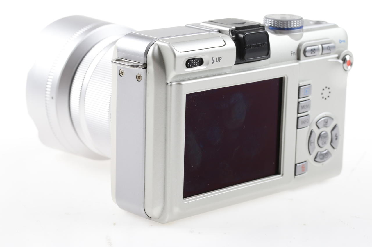 Olympus Pen E-PL1 mit Lumix G Vario 35-100mm f/4,0-5,6 ASPH - #519960