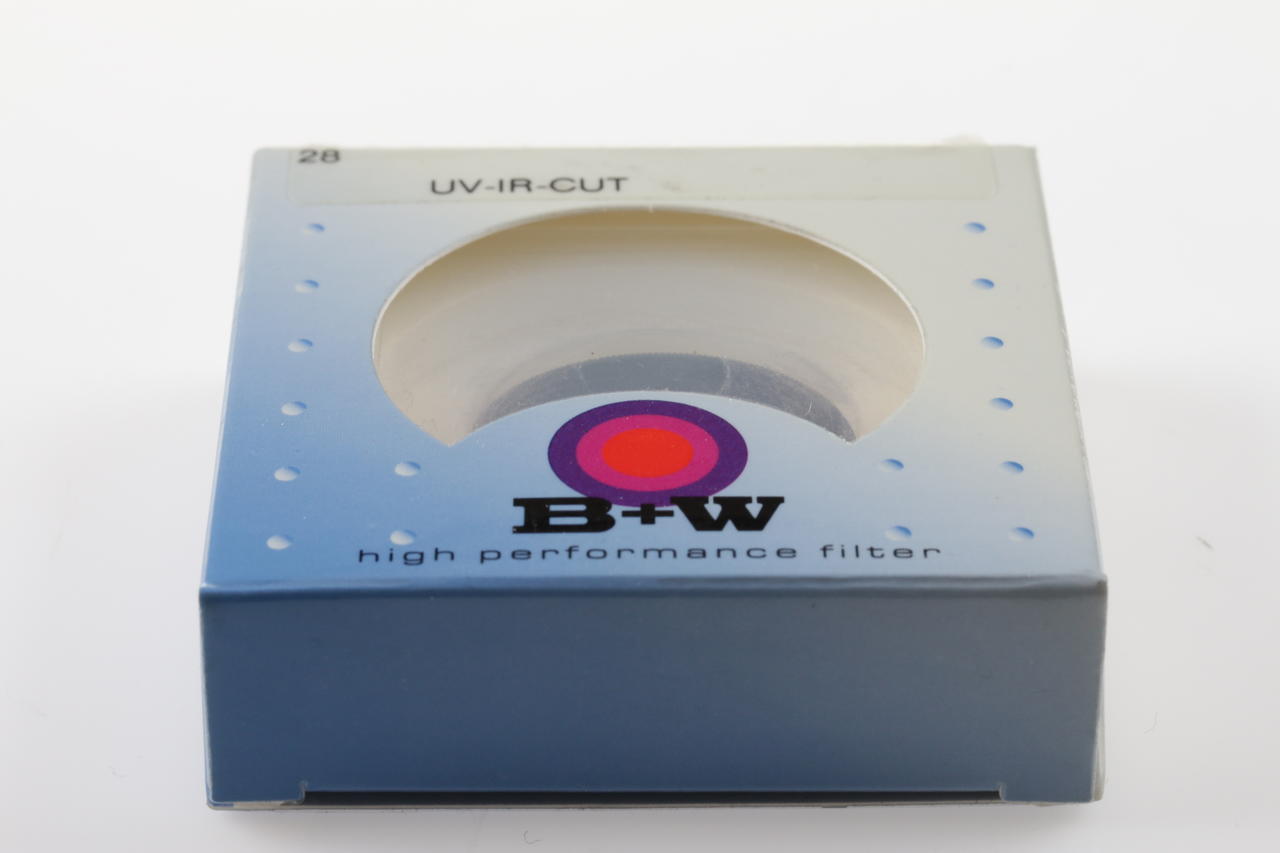 B+W UV-IR-Cut Filter - 28mm