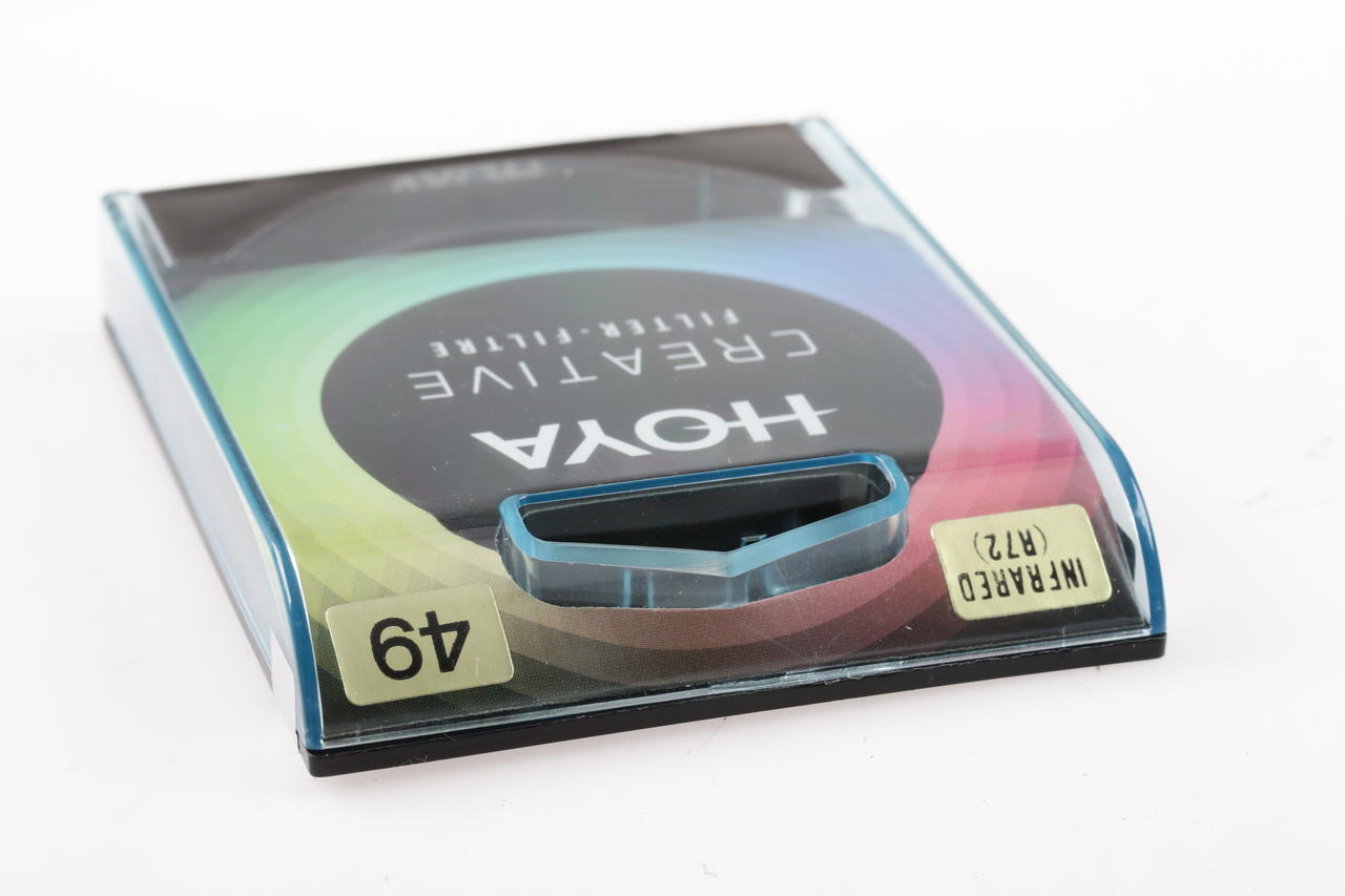 Hoya Infrarot (R72) Filter - 49mm