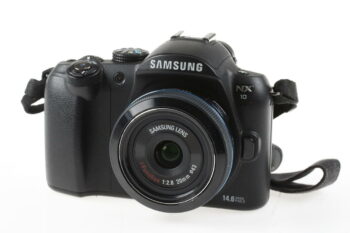Samsung NX 10 mit 20MM - #175ZC10Z400130A