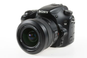 Sony Alpha 58 mit 18-55mm f/3,5-5,6 SAM II - #4721364