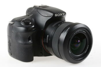 Sony Alpha 58 mit 18-55mm f/3,5-5,6 SAM II - #4721364