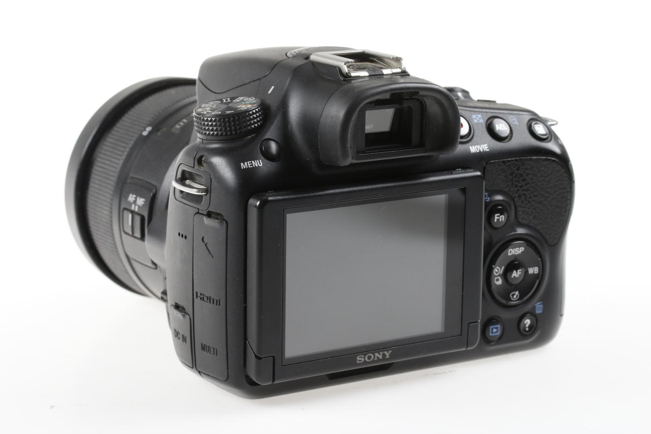 Sony Alpha 58 mit 18-55mm f/3,5-5,6 SAM II - #4721364