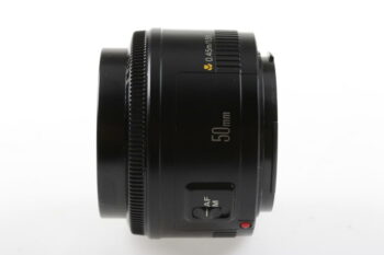 Canon EF 50mm f/1,8 II - #2703340