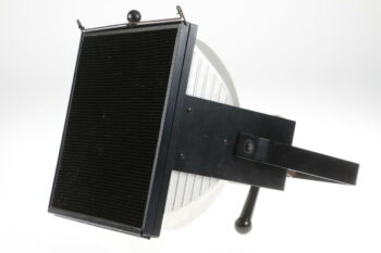 Profoto PRO-32 mit Wabenvorsatz