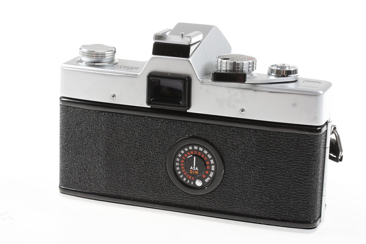 Minolta SR-T 101b mit MD Rokkor 50mm f/1,7 - #2180052