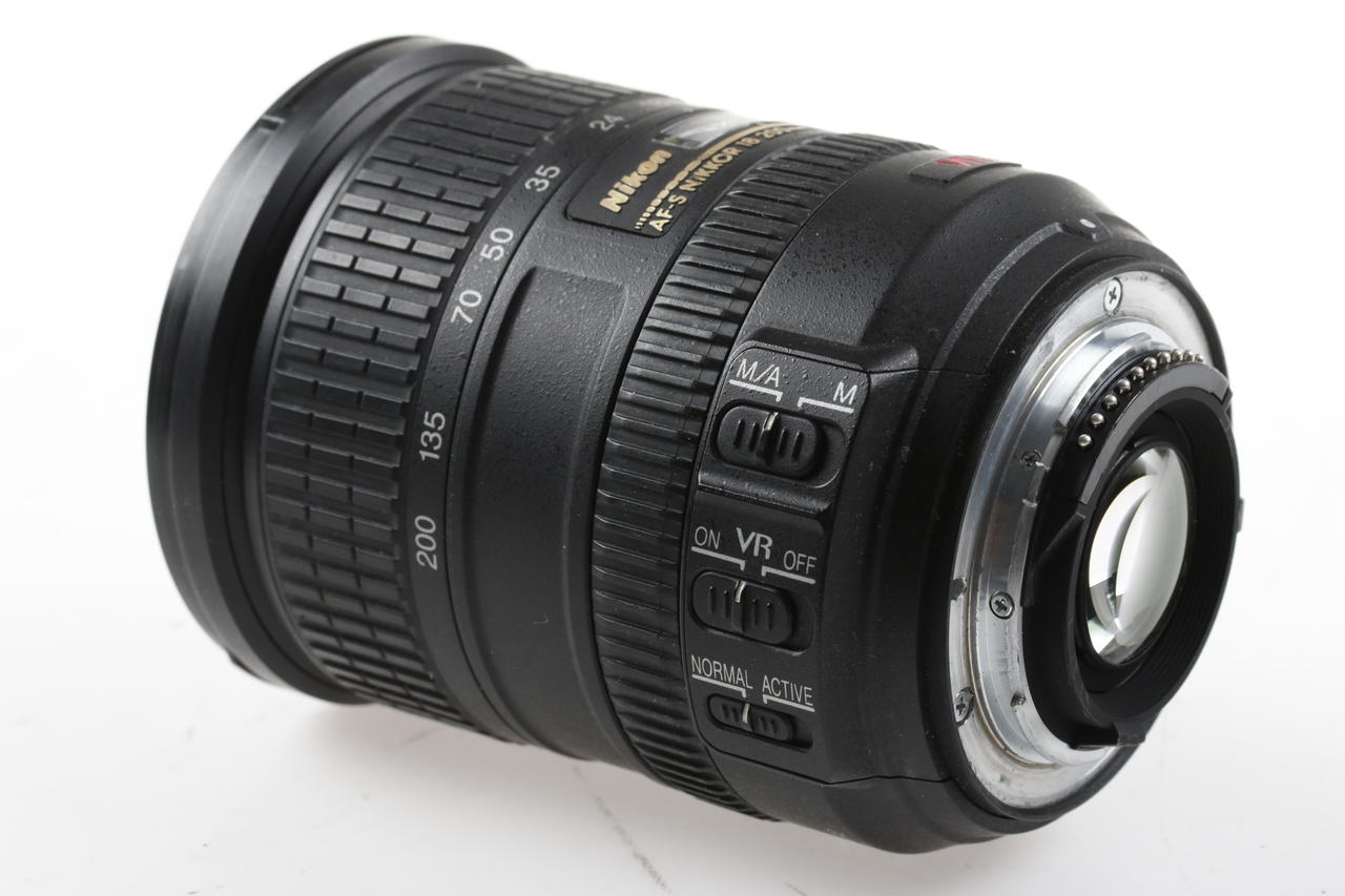 Nikon AF-S DX 18-200mm f/3,5-5,6 G ED VR - #2553585