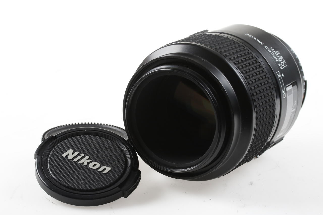 Nikon AF Micro Nikkor 105mm f/2,8 D - #3366941