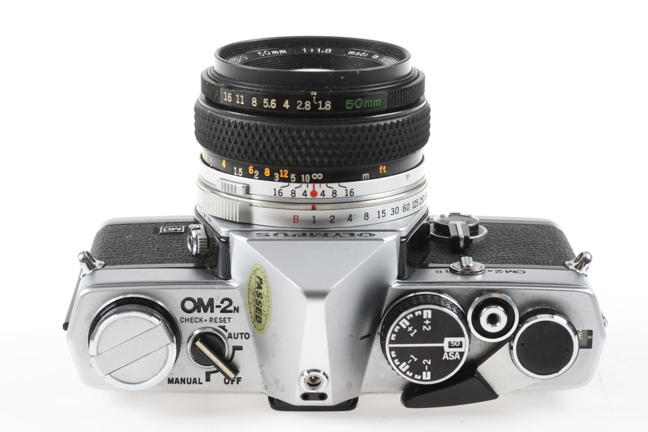 Olympus OM-2N mit F.Zuiko MC 50mm f/1,8 Auto S - #1089365