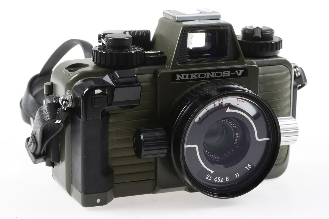 Nikon Nikonos V mit Nikkor 35mm f/2,8 - #2109884