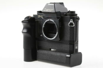 Canon F-1 New mit Power Winder