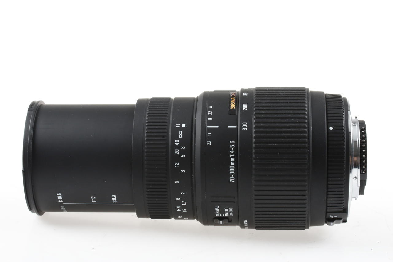 SIGMA 70-300mm f/4,0-5,6 DG Macro für Nikon F - #11948968