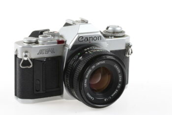 Canon AV-1 mit FD 50mm f/1,8 - #249717