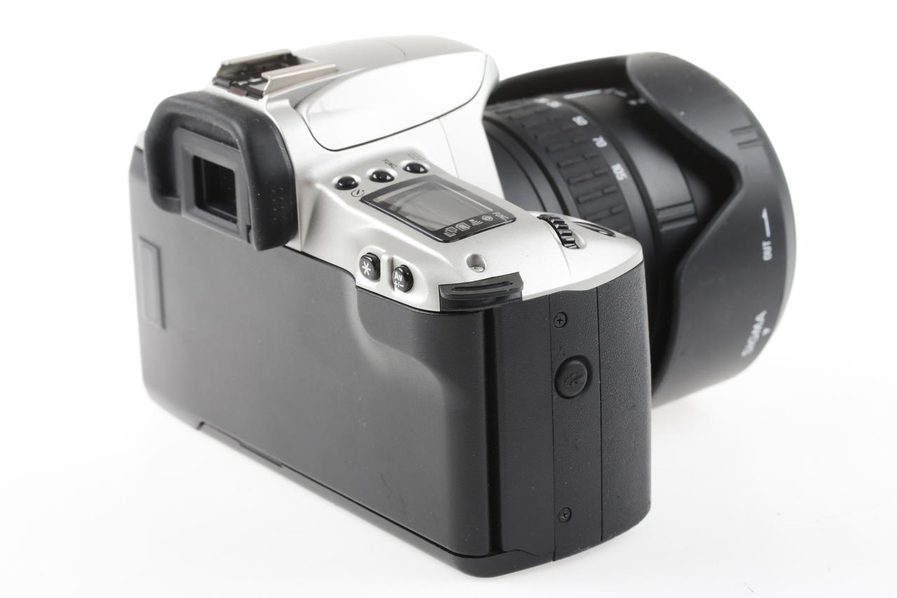 Canon EOS 300 Gehäuse mit Sigma 28-105mm f/3,8-5,6 - #3751197