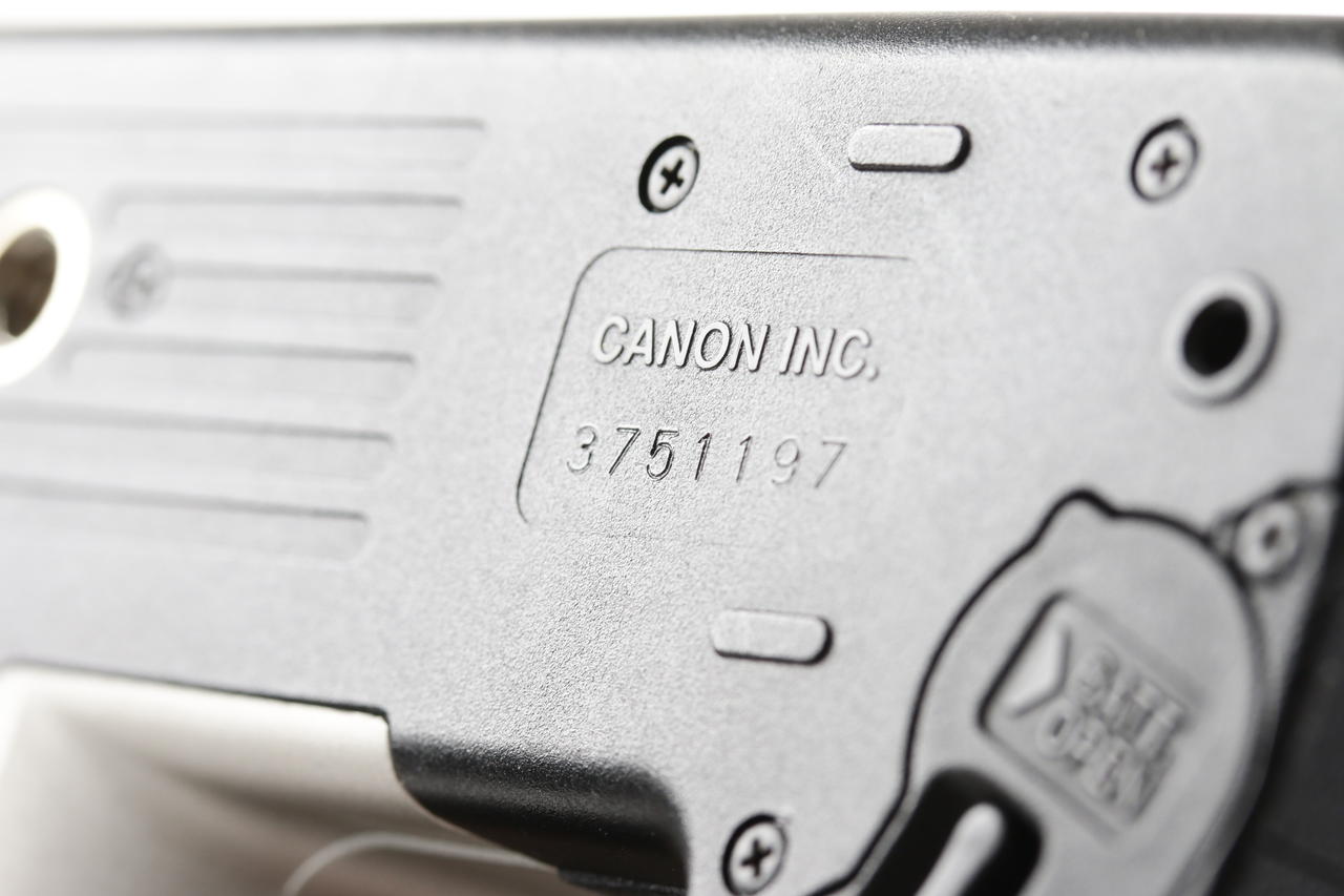 Canon EOS 300 Gehäuse mit Sigma 28-105mm f/3,8-5,6 - #3751197