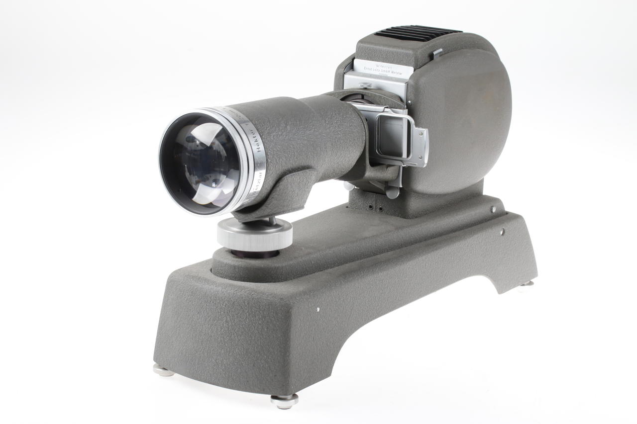 Leica Diaprojektor PRADO 500 mit Hektor 20cm 2,5 Objektiv