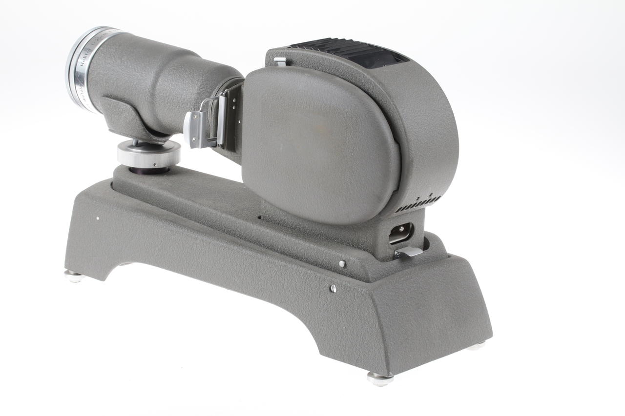 Leica Diaprojektor PRADO 500 mit Hektor 20cm 2,5 Objektiv