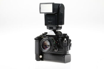 Canon A-1 Outfit - #802082