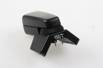 Olympus TTL Auto Connector Type 4