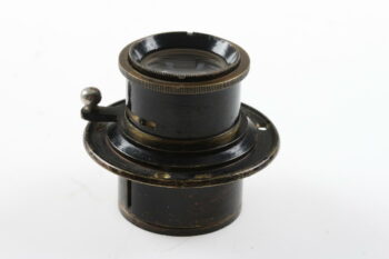 Messingobjektiv mit Fokuseinstellung f/8