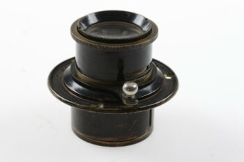 Messingobjektiv mit Fokuseinstellung f/8