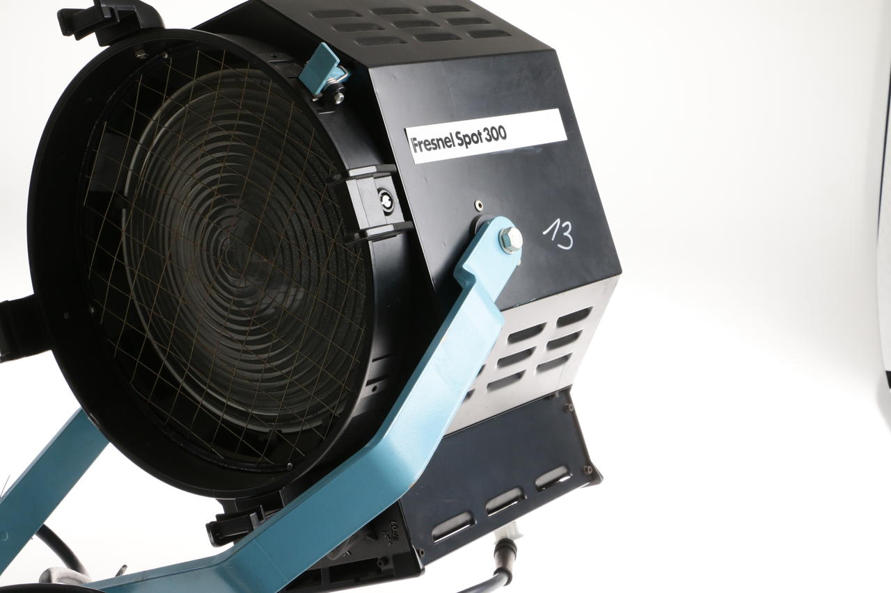 Broncolor Fresnel Spot 300 Desisti
