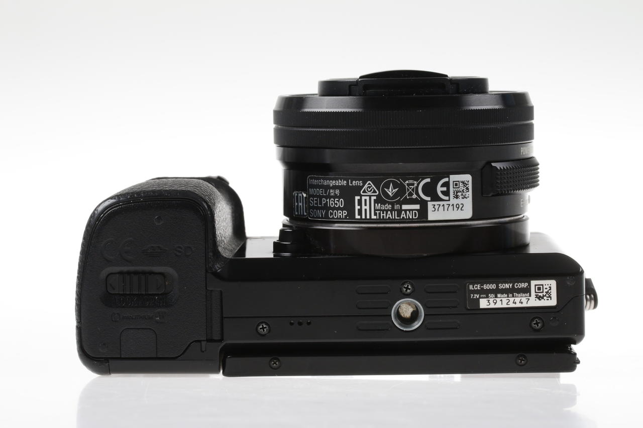 Sony Alpha 6000 mit E PZ 16-50mm OSS - #3912447
