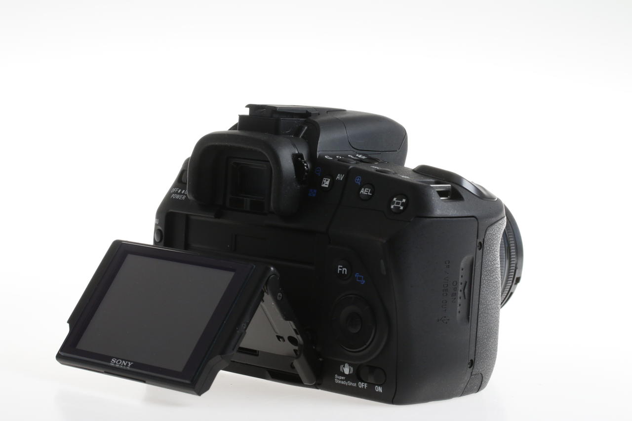 Sony Alpha 350 mit SAM DT 18-55mm f/3,5-5,6 - #9512279