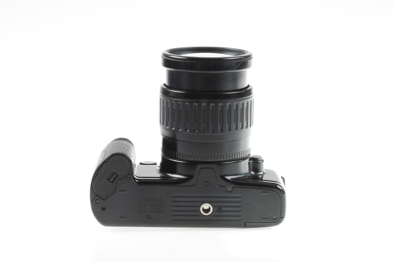 Canon EOS 500 mit EF 35-105mm f/4,5-5,6 Zoom-Objektiv - #7531552