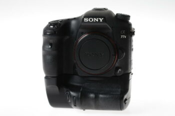 Sony Alpha SLT-77 II Gehäuse mit Griff - #3813252