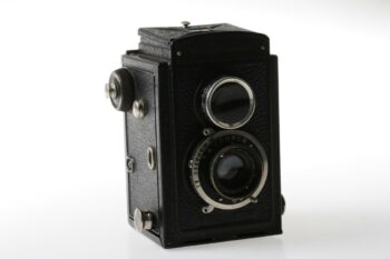 Voigtländer Brillant mit Anastigmat Voigtar 7,5cm f/4,5 - #3068729