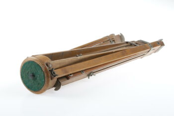 Holzstativ historisch