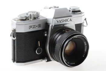 Yashica FX-2 mit 50mm f/1,9 DSB - #61201481