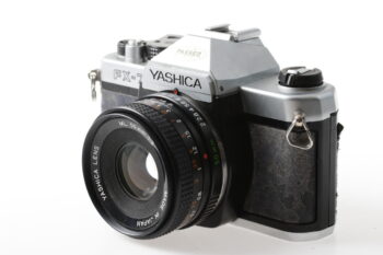 Yashica FX-7 mit ML 50mm f/2,0 - #584386