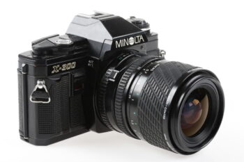 Minolta X-300 mit Sigma 28-70mm f/3,5-4,5 MC - #314959
