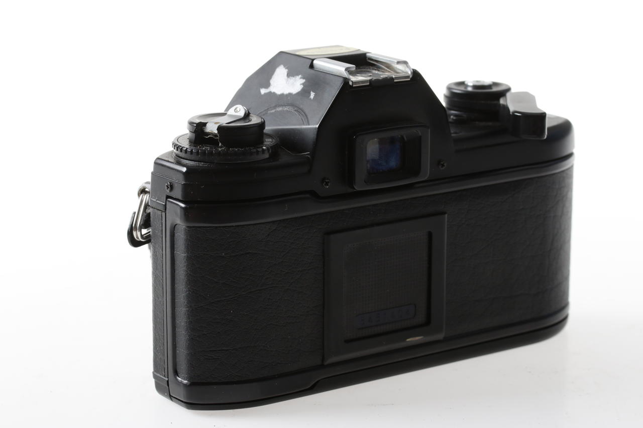 Nikon EM mit MF 50mm f/1,8 Series E - #6451404