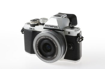 Olympus OM-D E-M10 II mit 14-42mm f/3,5-5,6 - #21180