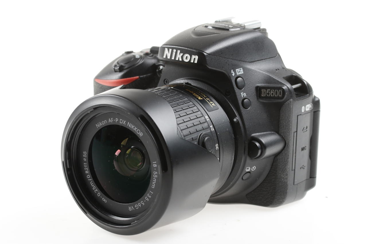 Nikon D5600 mit AF-P Nikkor 18-55mm 3,5-5,6 VR - #6022293