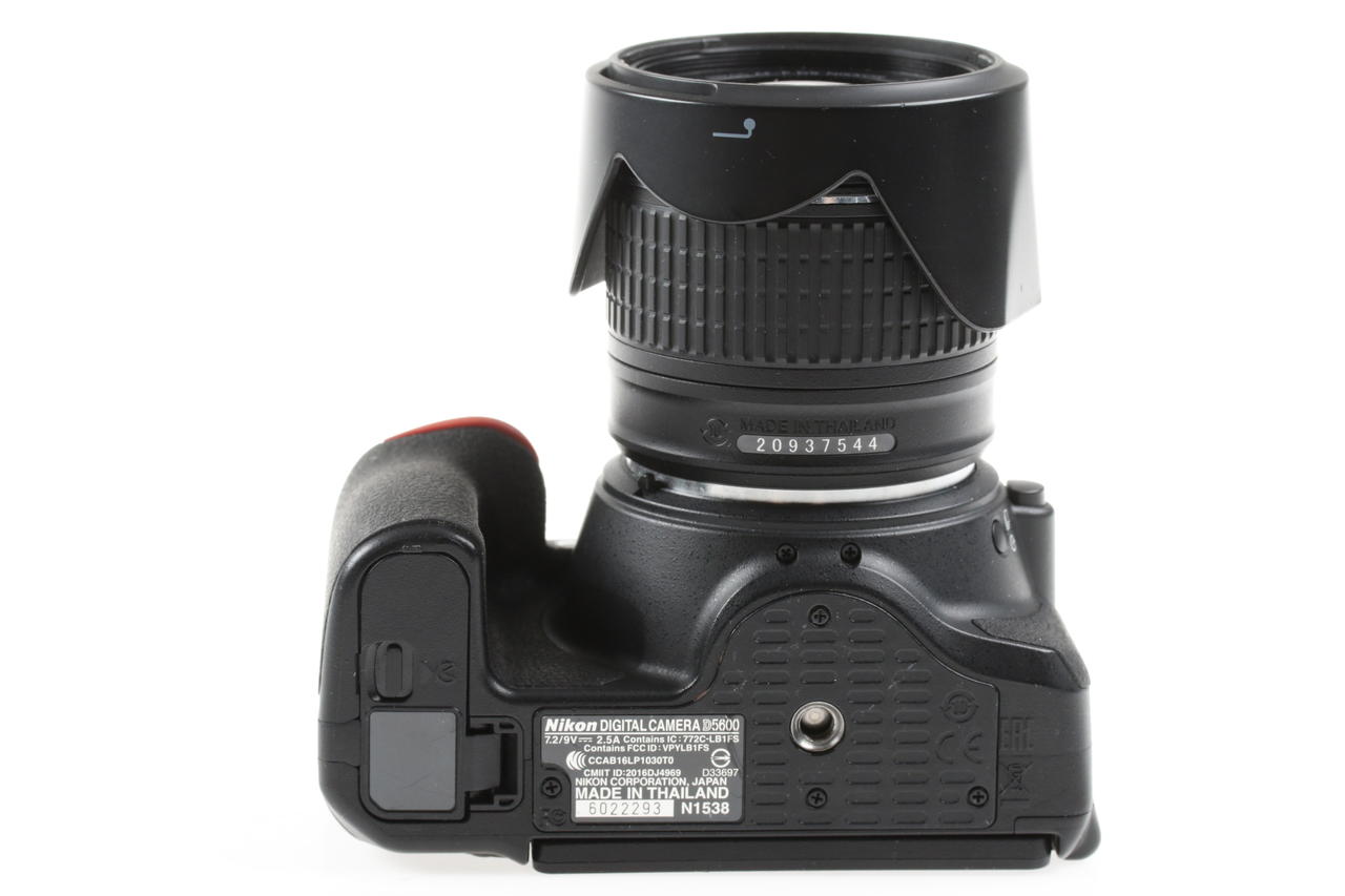 Nikon D5600 mit AF-P Nikkor 18-55mm 3,5-5,6 VR - #6022293