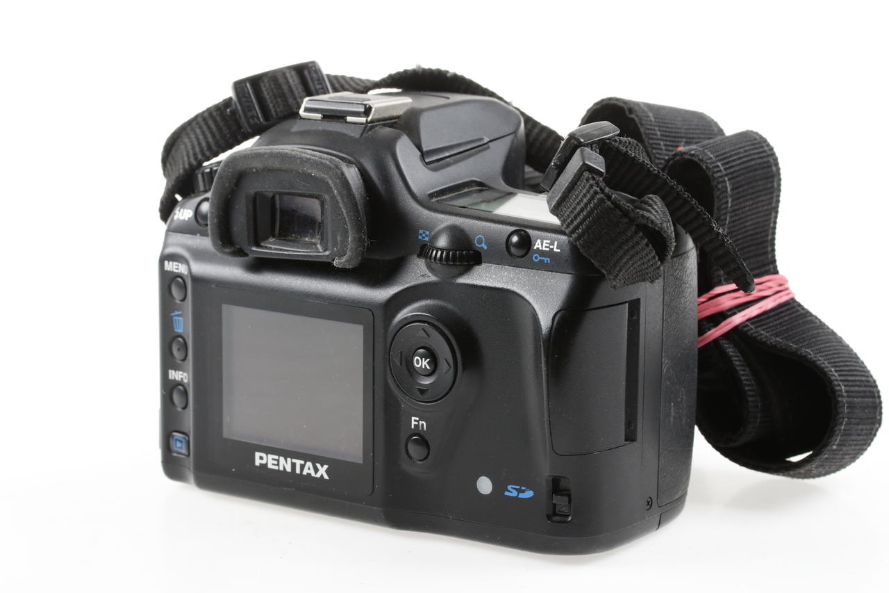 Pentax * ist D S mit Sigma 55-200mm f/4,0-5,6 DC - #1064650