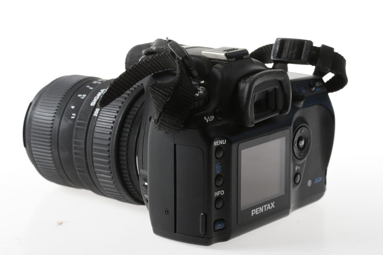 Pentax * ist D S mit Sigma 55-200mm f/4,0-5,6 DC - #1064650