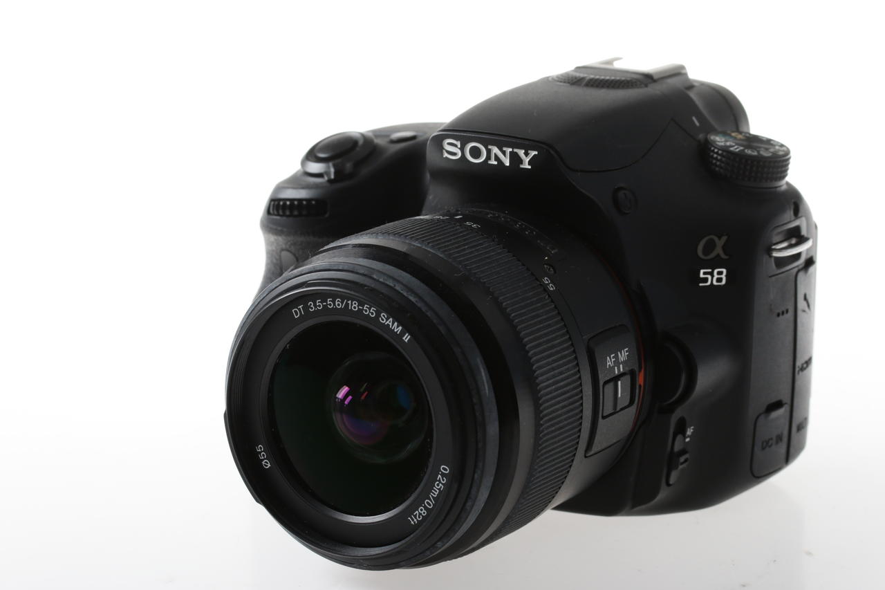 Sony Alpha 58 mit 18-55mm f/3,5-5,6 SAM II - #4823996