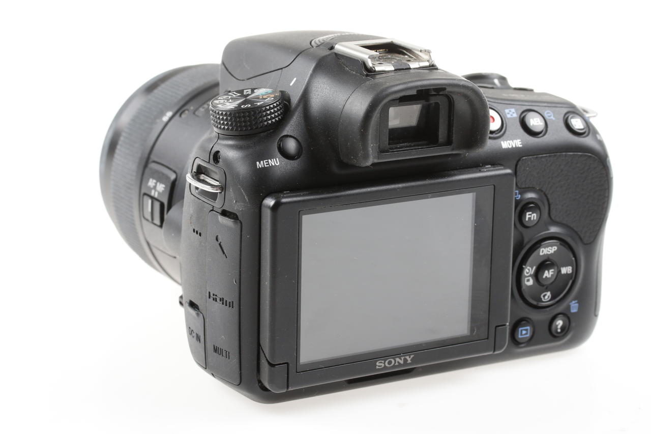 Sony Alpha 58 mit 18-55mm f/3,5-5,6 SAM II - #4823996