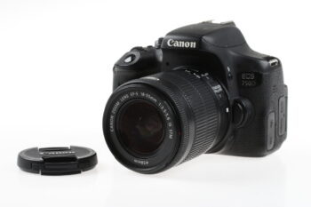 Canon EOS 750D mit EF-S 18-135mm f/3,5-5,6 IS STM - #243072000082